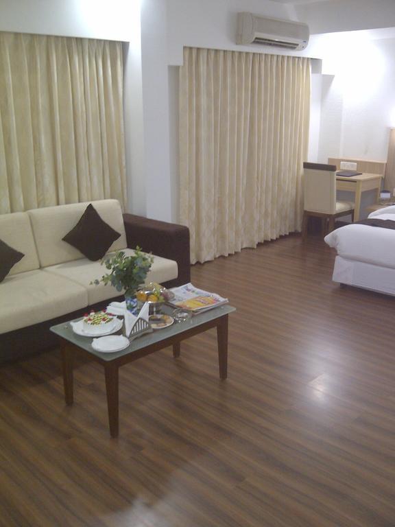 Hotel Ambient Turret Bangalore Oda fotoğraf