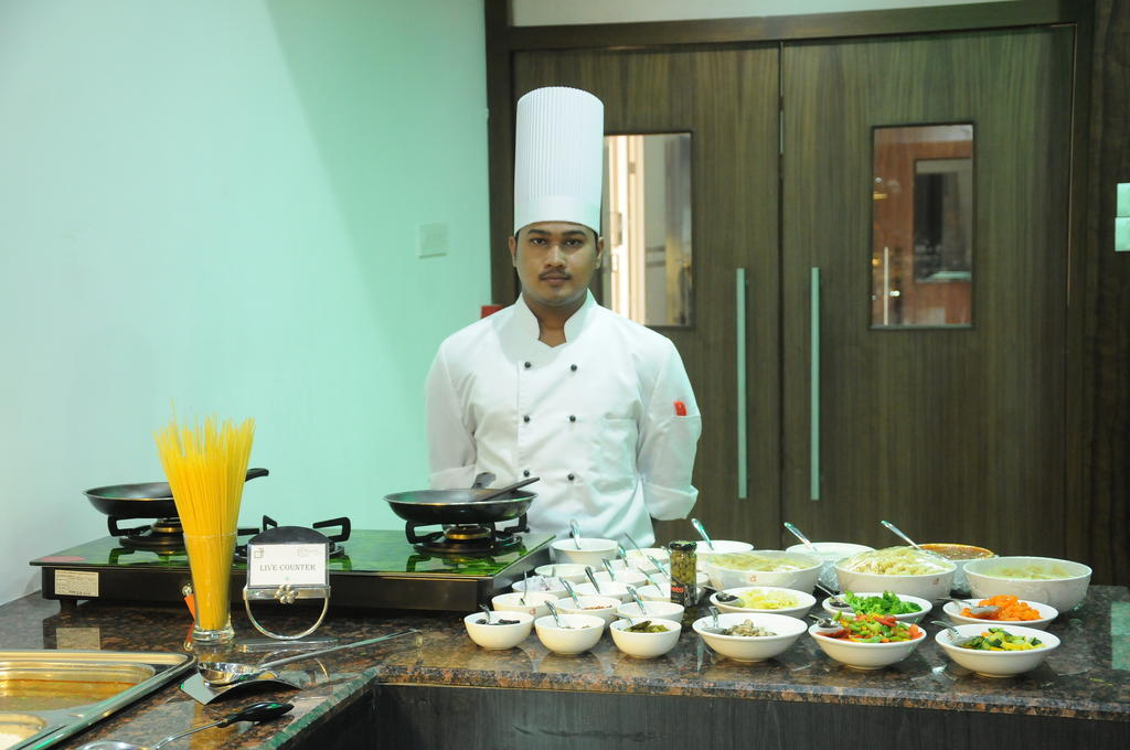 Hotel Ambient Turret Bangalore Dış mekan fotoğraf